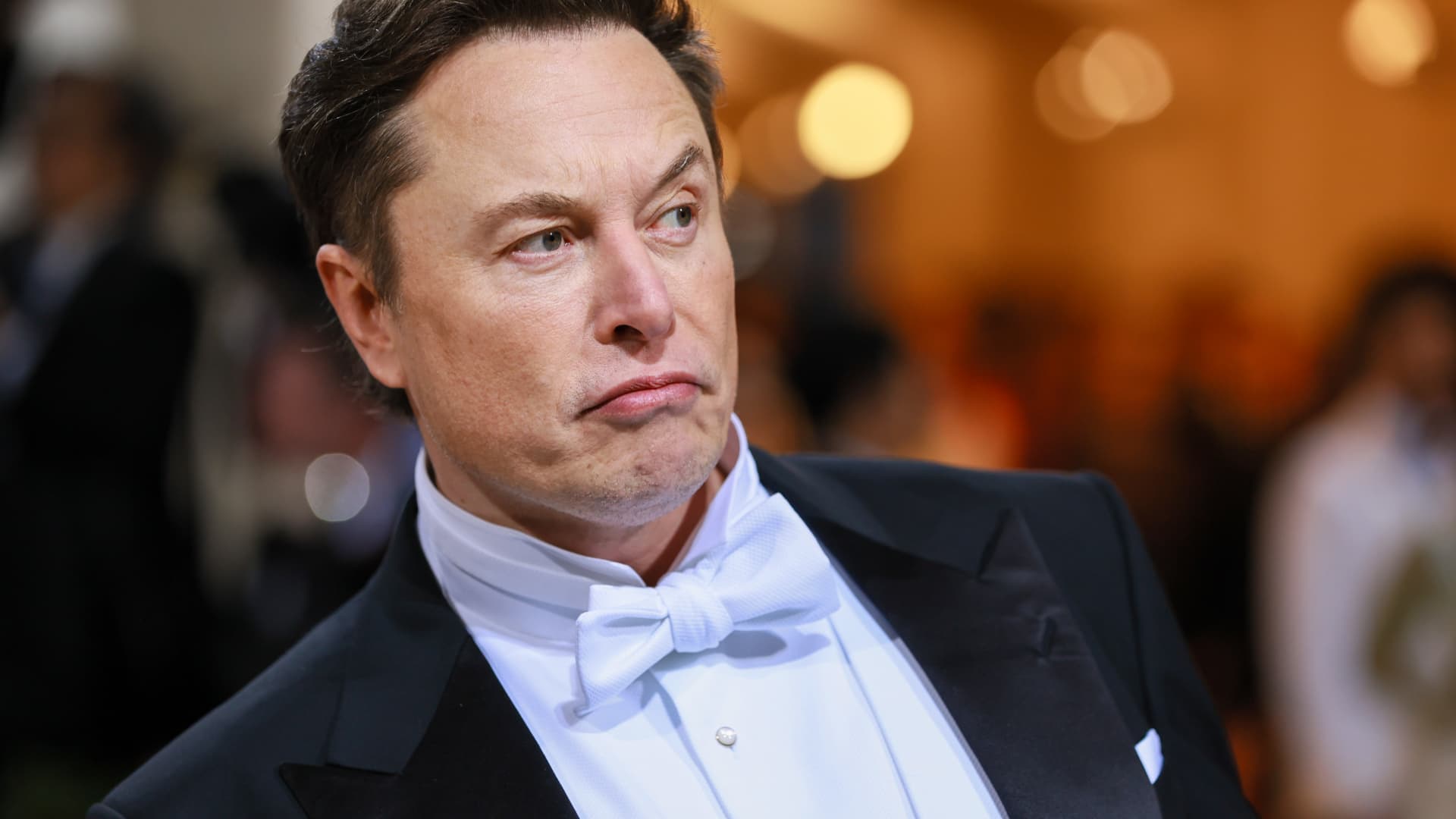 Elon Musk faces long legal war with Twitter as he abandons deal
