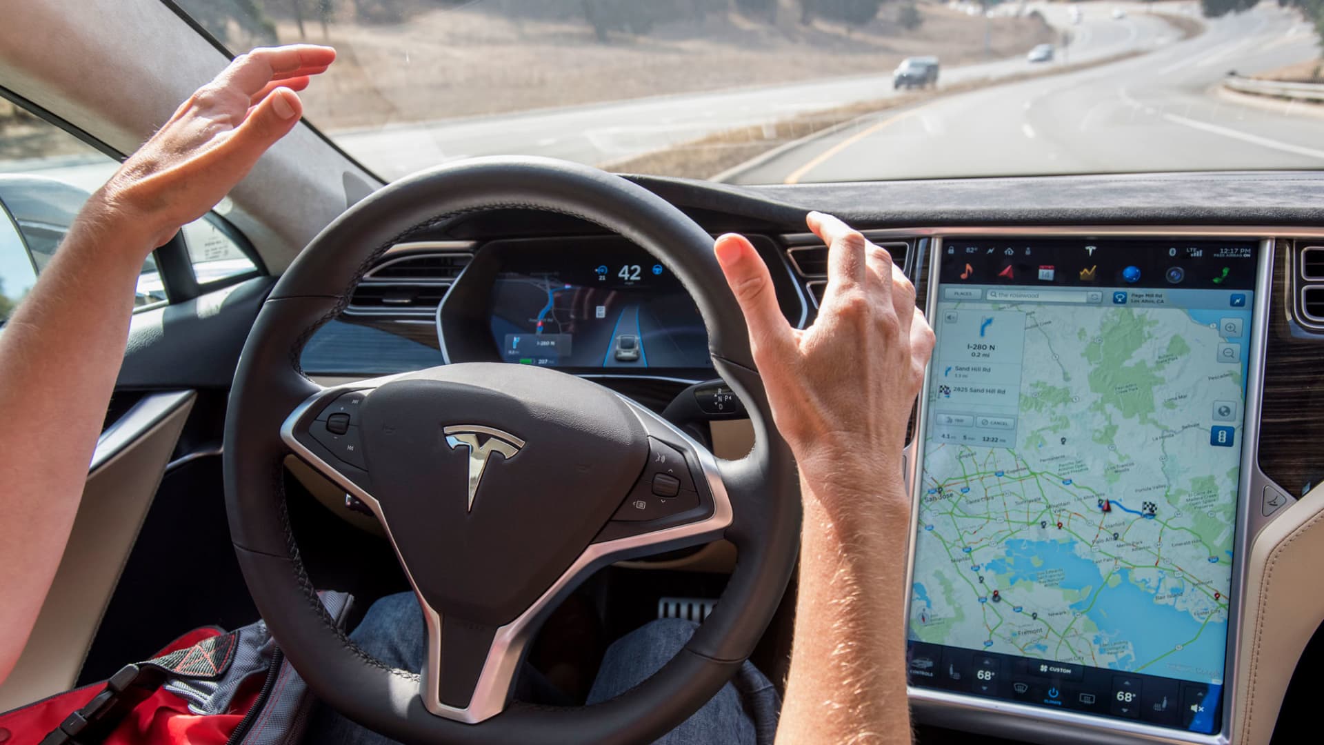 Tesla AI leader Andrej Karpathy announces he's leaving the company