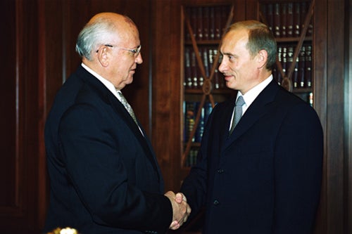 Vladimir Putin, Who Last Met Gorbachev 16 Years Ago, Offers 'Deepest Condolences' Over Former Soviet Leader's Death