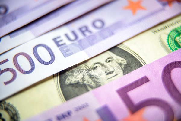 Euro edges higher despite soft confidence data