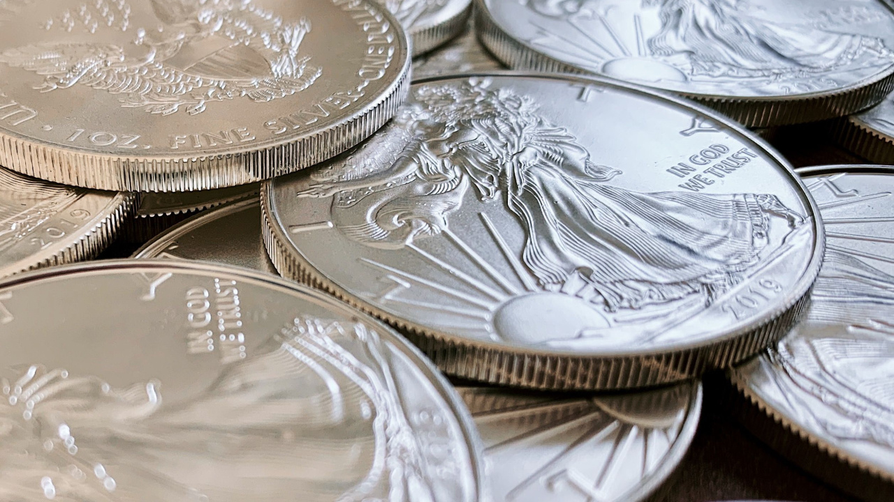 Silver Supply Crunch Predictions, FDIC Issues Cease and Desist Order to FTX US, and More — Bitcoin.com News Week in Review – The Weekly Bitcoin News