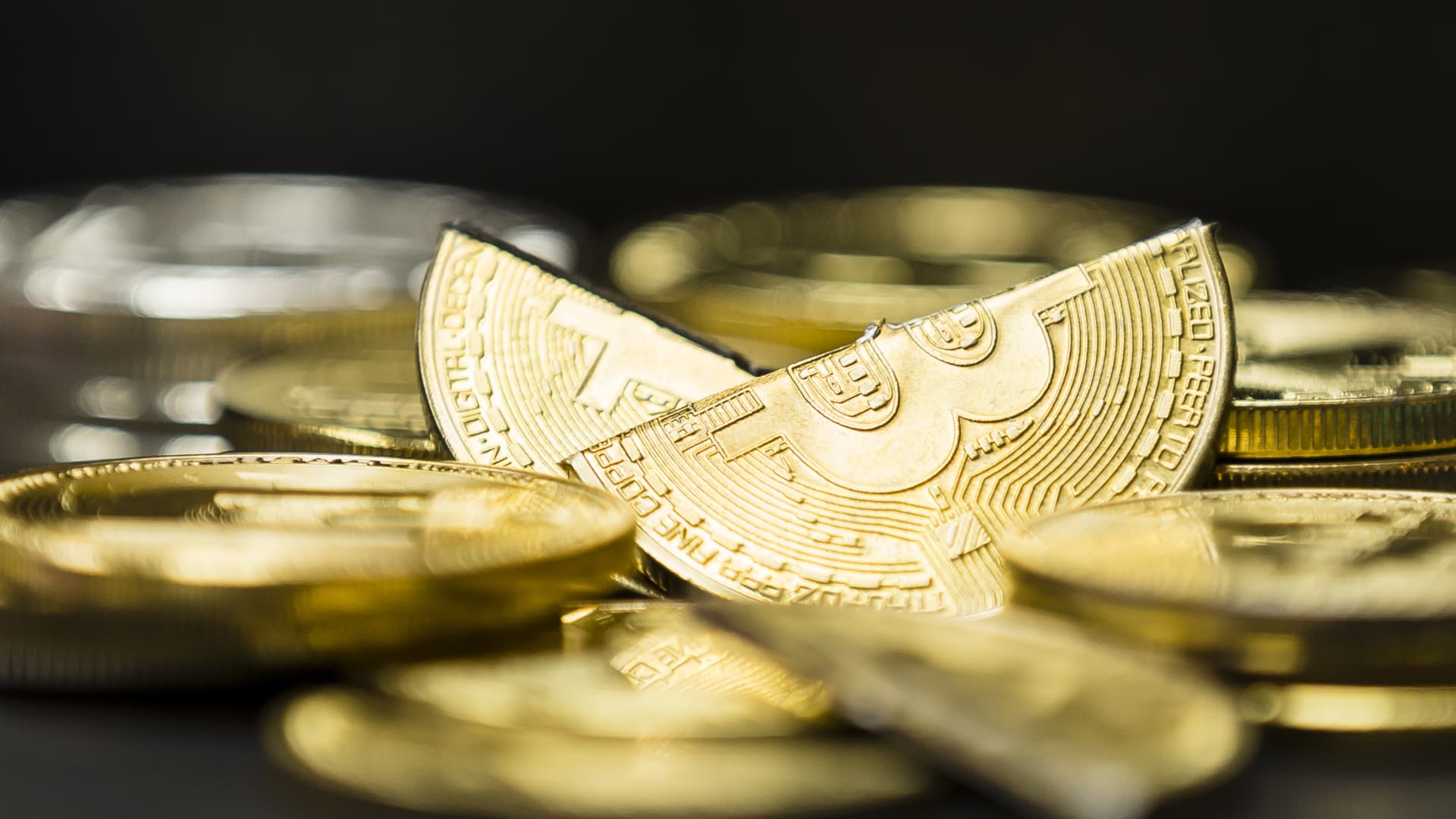 Sudden crypto market drop sends bitcoin below $22,000