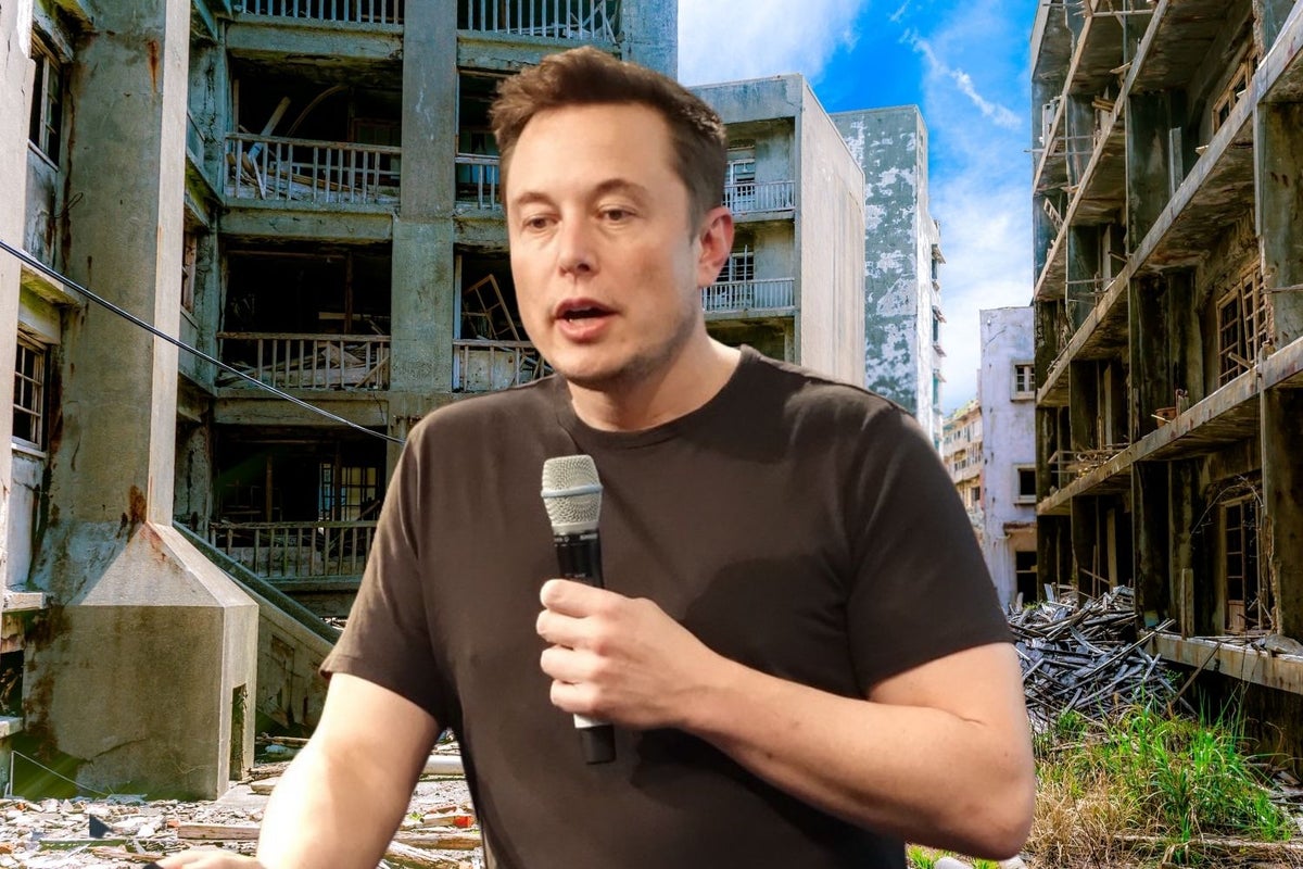 Elon Musk Is The 'Real Hero' In The 'Networked' Russia-Ukraine War, Former Google CEO Says - Alphabet (NASDAQ:GOOG), Alphabet (NASDAQ:GOOGL)