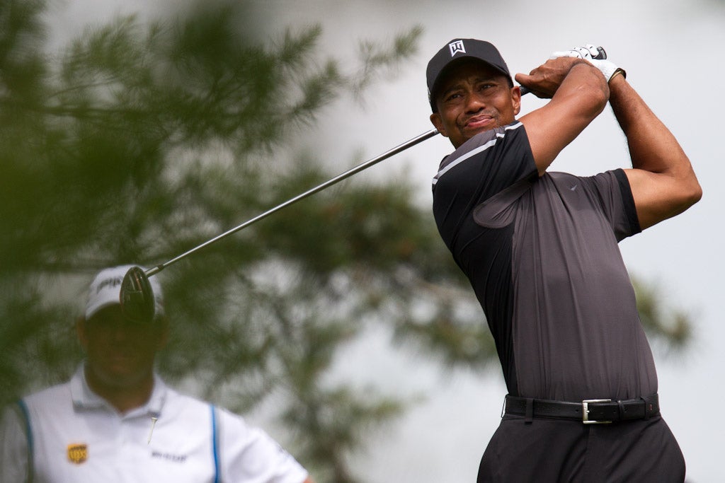 Tiger Woods Becomes Latest Sports Billionaire: The Only Two Other Athletes To Ever Join The 10-Digit Club - Nike (NYSE:NKE)