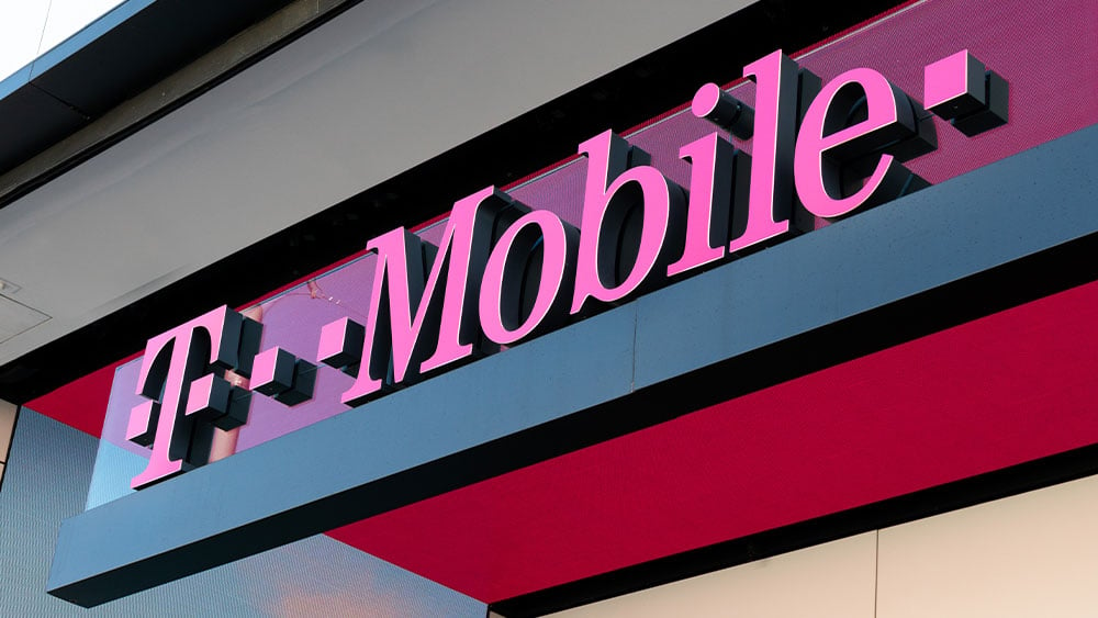 TMUS Stock: T-Mobile Earnings Beat On Strong Wireless Phone, Broadband Subscriber Growth
