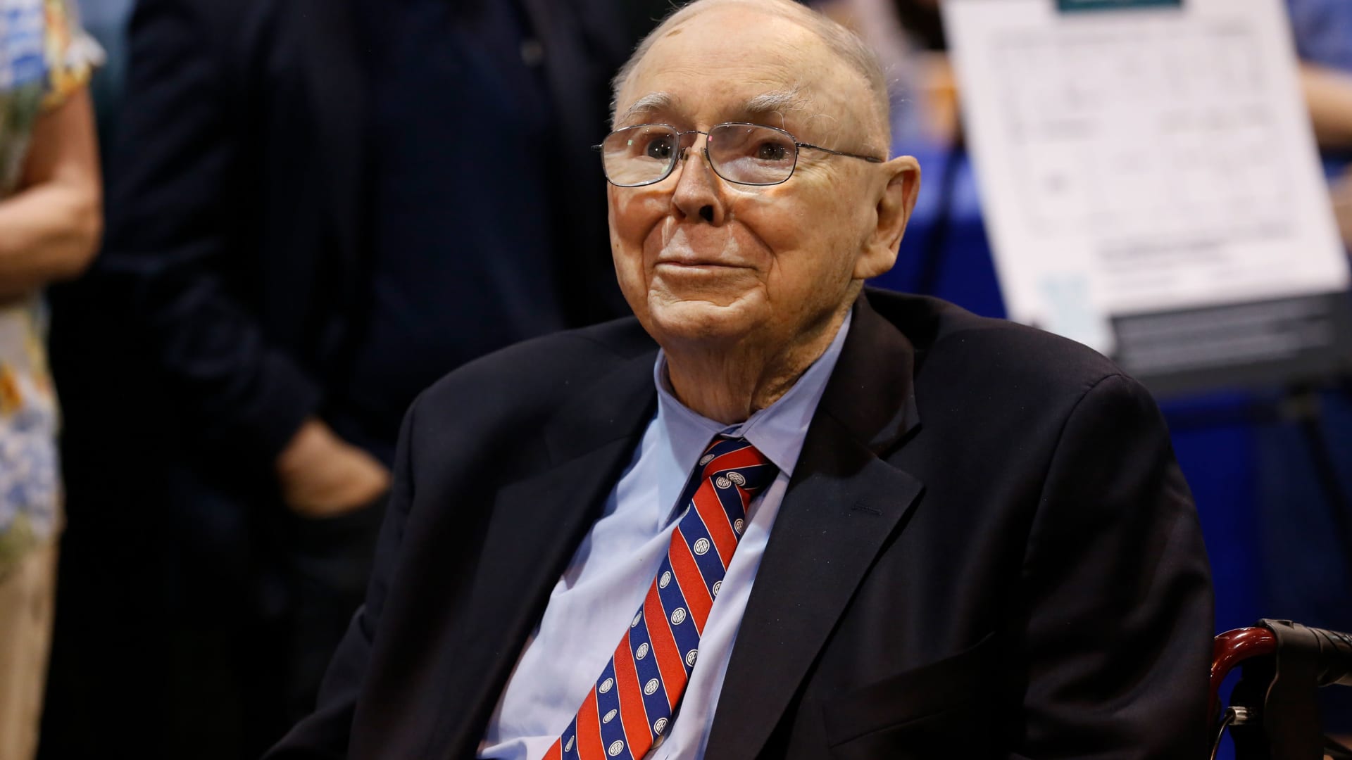 Charlie Munger calls success of Elon Musk's Tesla a 'minor miracle' in car business
