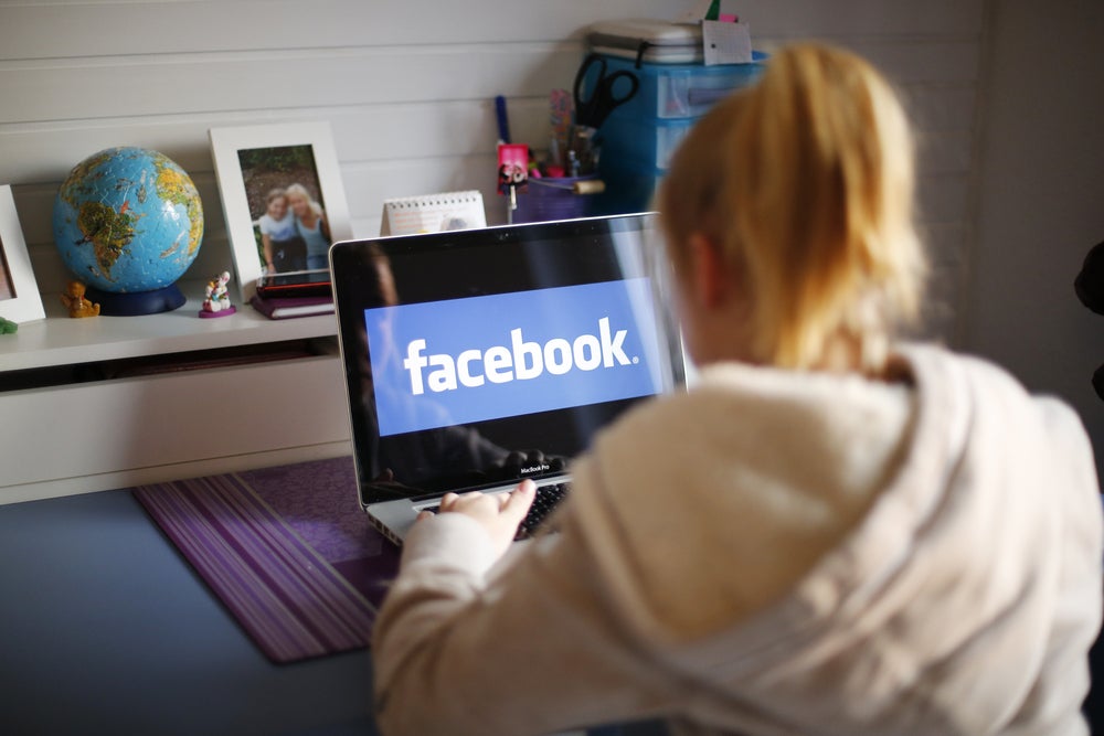 Facebook, Instagram To Get Safer For Teens With New Privacy Updates — But Are They Enough? - Meta Platforms (NASDAQ:META)