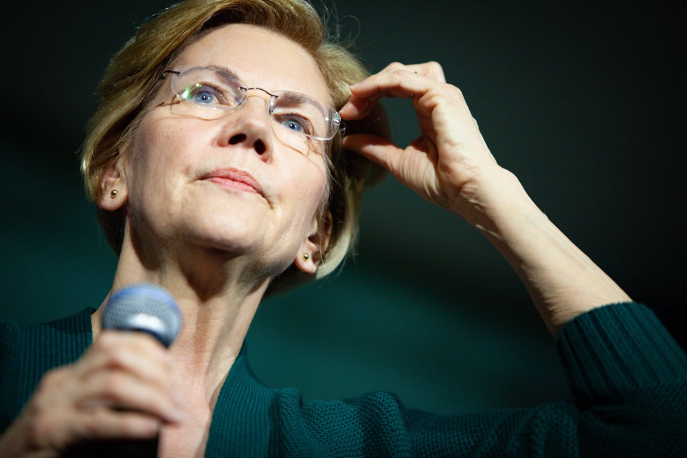 Elizabeth Warren Leads Decisive Crypto Crackdown To Prevent Terrorism, Sanctions Evasion by 'Rogue Nations' And Oligarchs - Bitcoin (BTC/USD), Ethereum (ETH/USD)