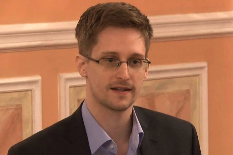 Edward Snowden Signals Interest In Replacing Elon Musk As Twitter CEO: 'I Take Payment In Bitcoin' - Bitcoin (BTC/USD)