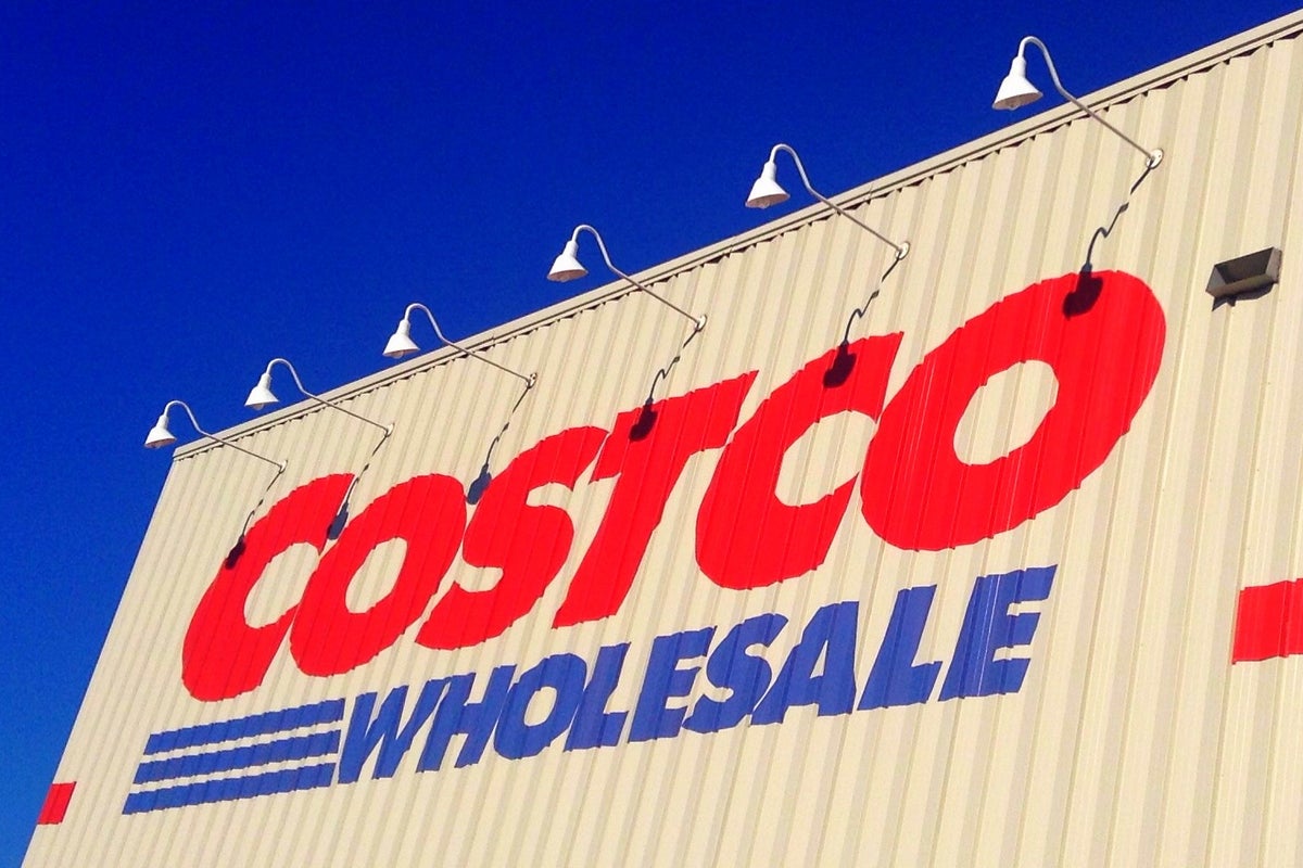Costco Stock Is Moving Higher After Hours: What's Going On?